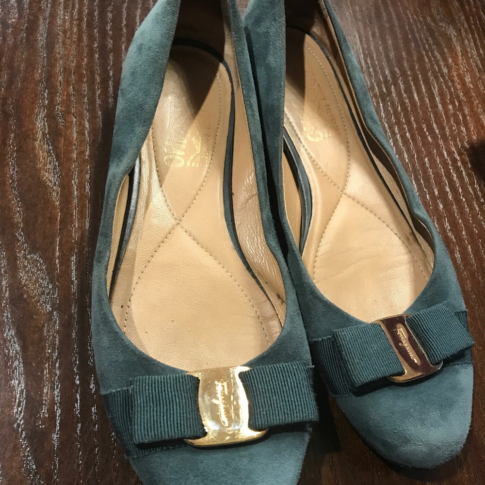 Authentic Salvatore ferragamo flat